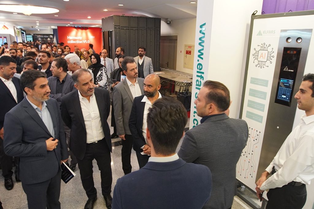 نمایشگاه جانبی اجلاس سازندگان و طراحان