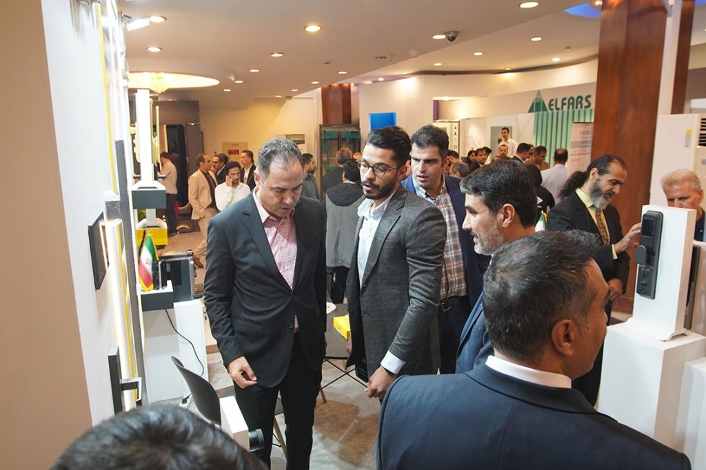 نمایشگاه جانبی اجلاس سازندگان و طراحان