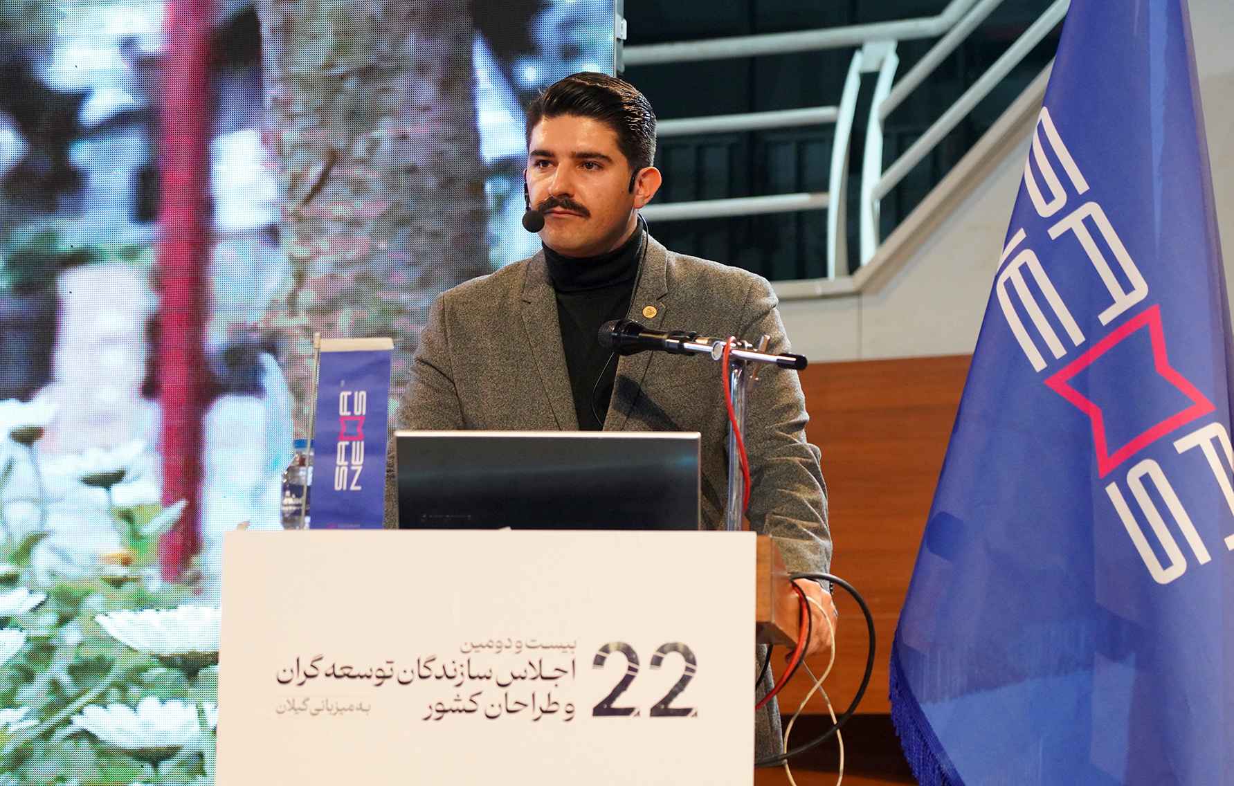 اشکان قانعی، معمار